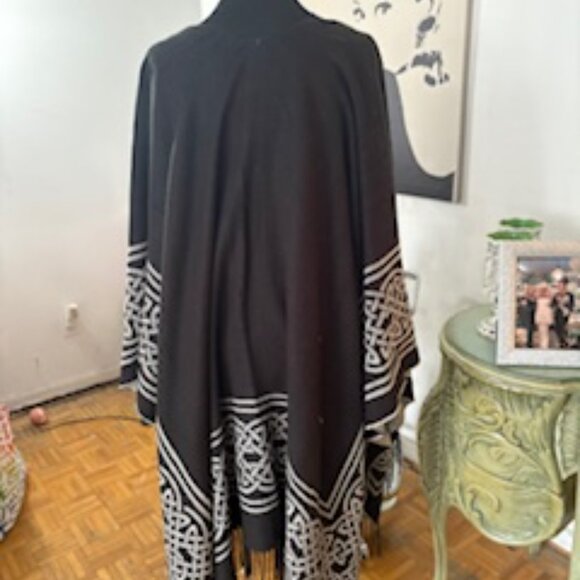 Acrylic Cape Scarf - Picture 2 of 3